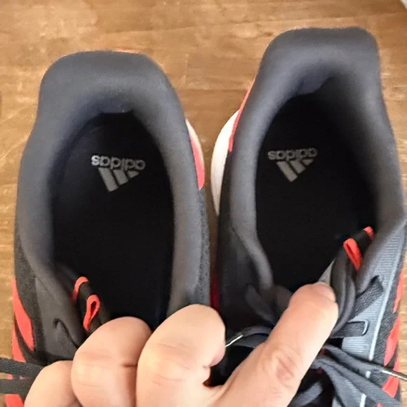 Adidas Black and Red Sneakers - Picture 10 of 10